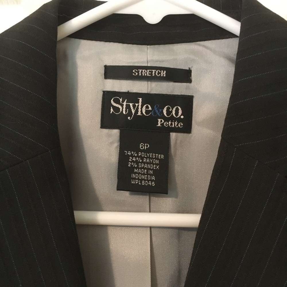 Style & Co Petite Navy Pinstripe Blazer - Picture 3 of 9